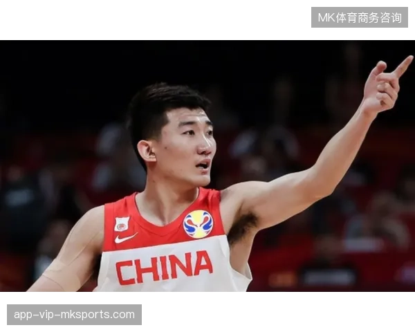 孙铭徽高位挡拆策动高效转换，广厦男篮依靠内线二次进攻优势击败深圳